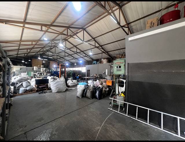 550M² FACTORY TO LET IN ALRODE SOUTH